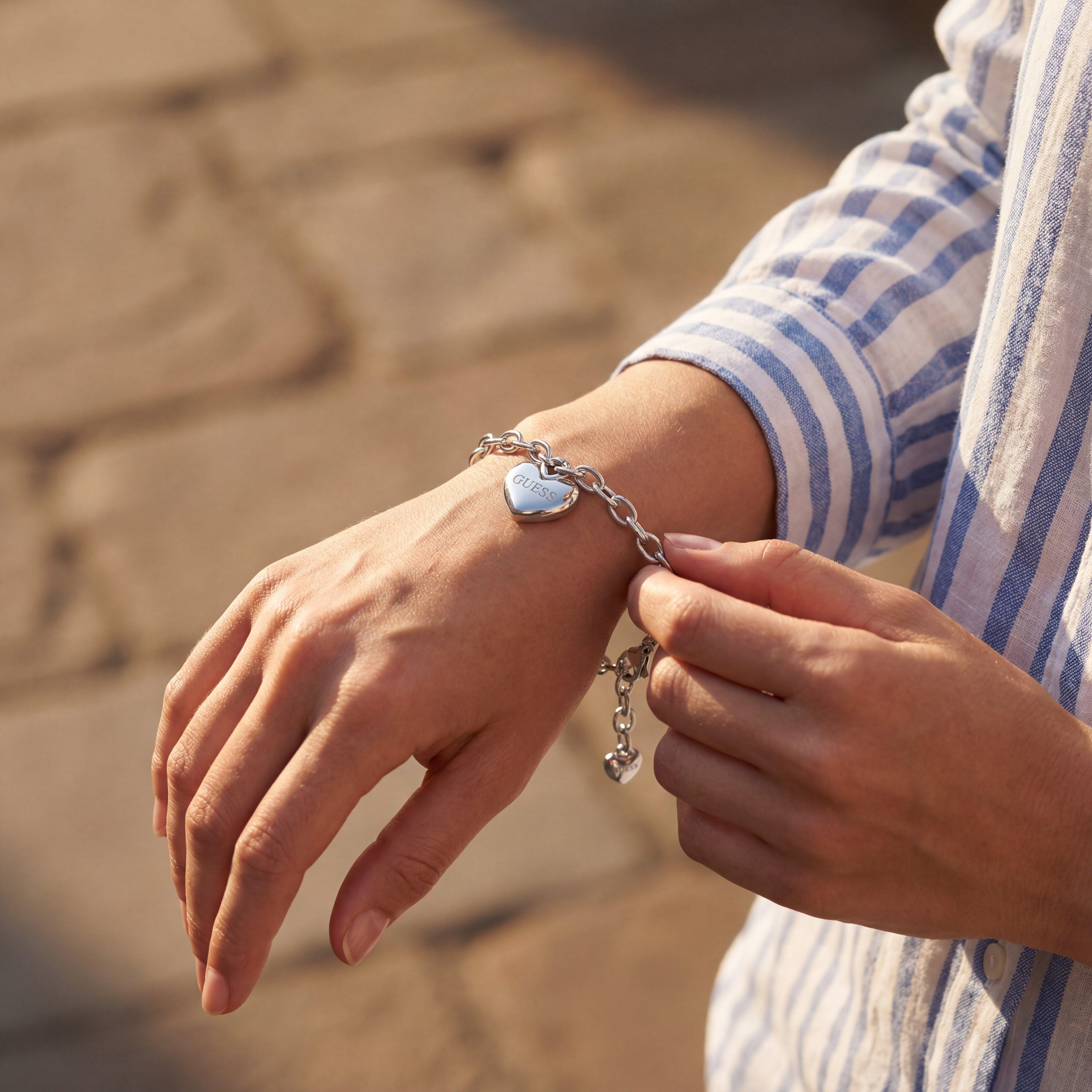 Guess Damenarmband JUBB05217JWRHS